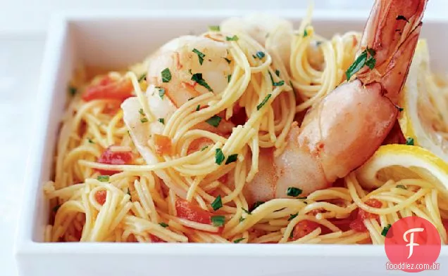 Capellini de frutos do mar com açafrão