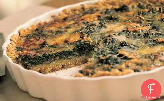 Quiche de cogumelos e espinafre em uma crosta de aveia