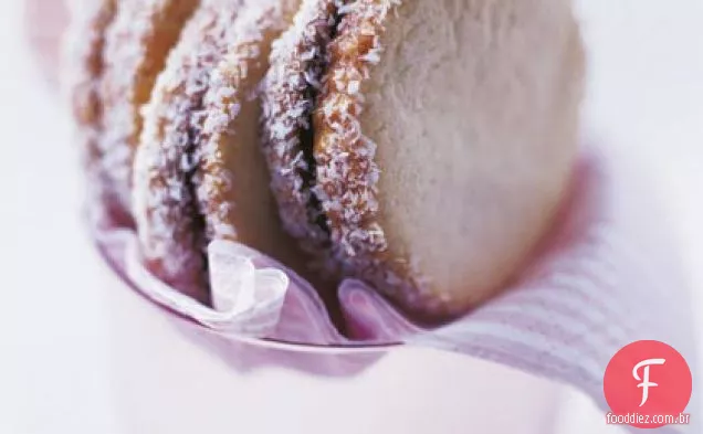 Alfajores de Dulce De Leche (biscoitos sanduíche de caramelo)