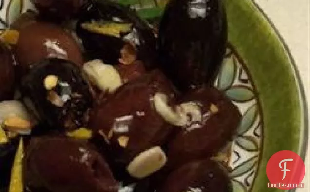 Azeitonas assadas com laranja e alecrim