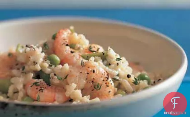 Risoto com ervilhas e camarão