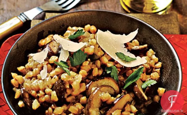 Risoto de cogumelos e cevada