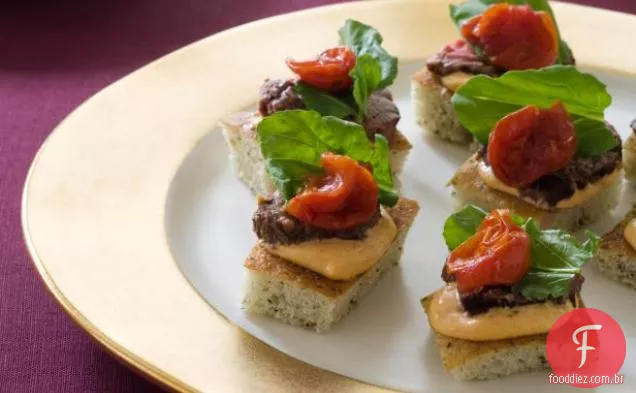 Filé mignon grelhado em torradas de Focaccia