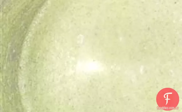 Sopa de brócolis mais fácil de todos os tempos