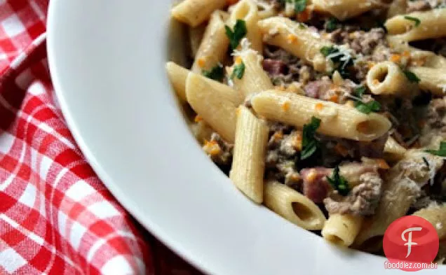 Rigatoni com Ragu Branco
