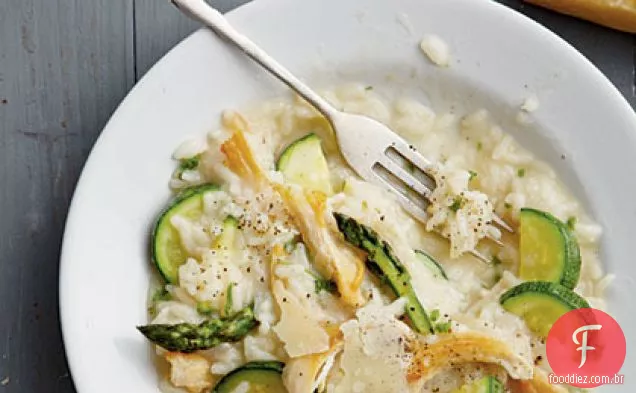 Risoto de frango com vegetais de Primavera