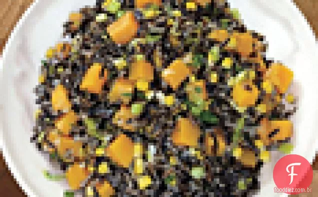Arroz selvagem com abóbora, alho-poró e milho