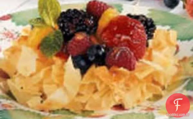 Berry Phyllo Tarts