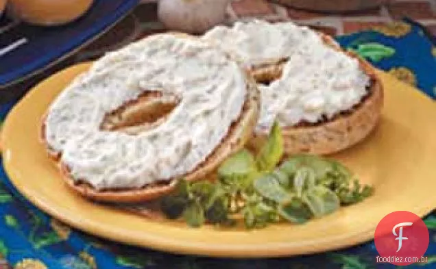 Alho-Herb Bagel Spread