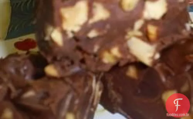Fudge Simples Do Chocolate Da Manteiga De Amendoim Do Vegan