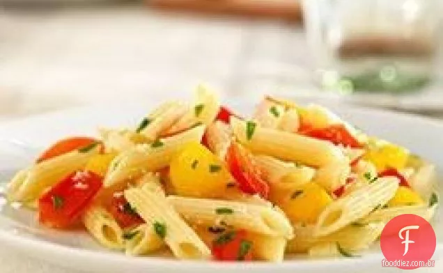 Mini Penne com pimentão e Parmigiano-Reggiano