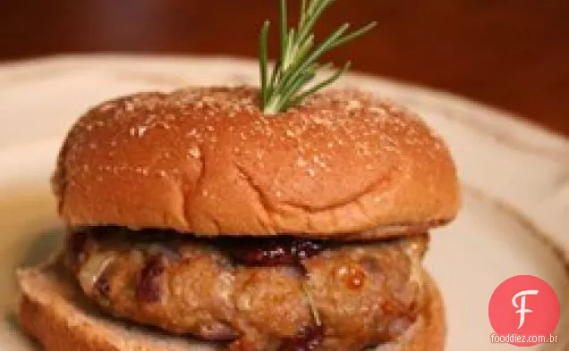 Hambúrgueres de peru com Brie, Cranberries e alecrim fresco