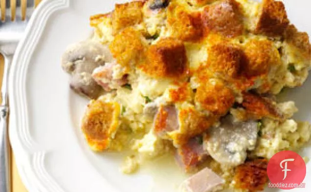Caçarola De Brunch Durante A Noite