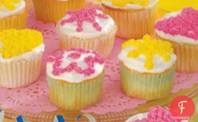 Cupcakes com cobertura de Chantilly