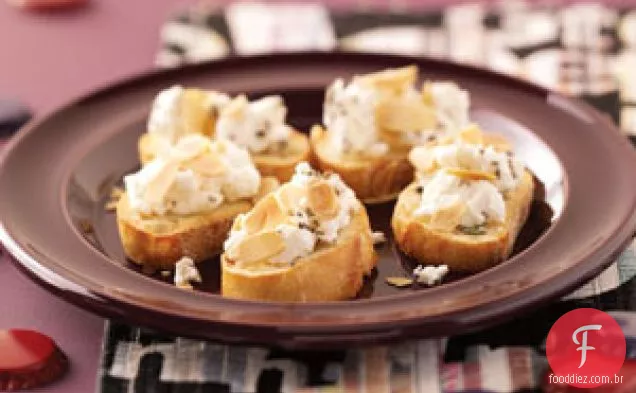 Queijo De Cabra Crostini