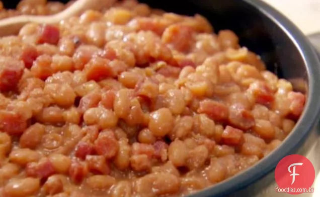 Os 3 B's - feijão (Bacon, açúcar mascavo e Bourbon)