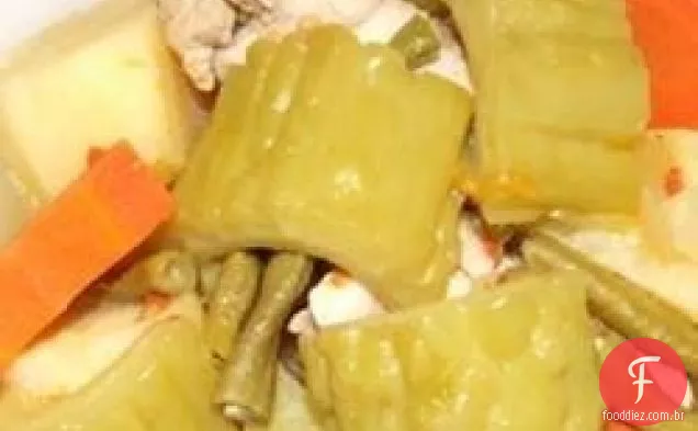 Sopa de melão amargo de Minh-ai