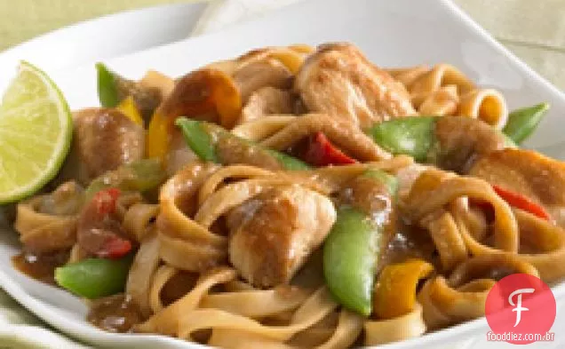Asiático Frango Macarrão Tigela