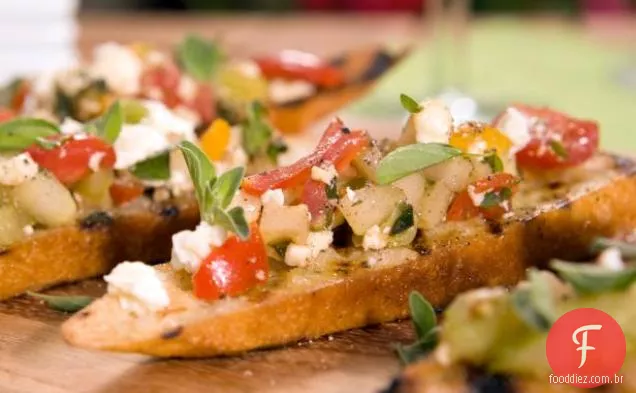 Mixed Tomate Salsa Crostini