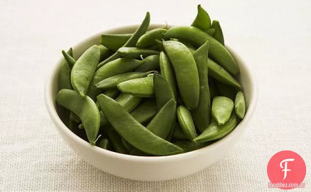 Salada De Ervilha e amêndoa com hortelã e laranja