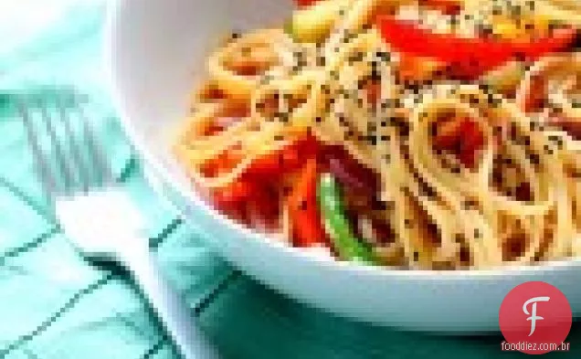 Rápido e fácil macarrão Stir-fry