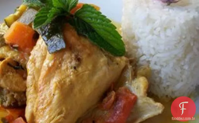 Ensopado De Frango Com Leite De Coco