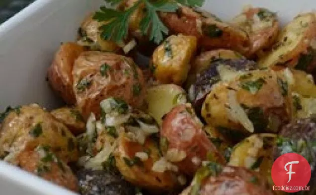 Salada De Batata Nova Assada Com Azeitonas