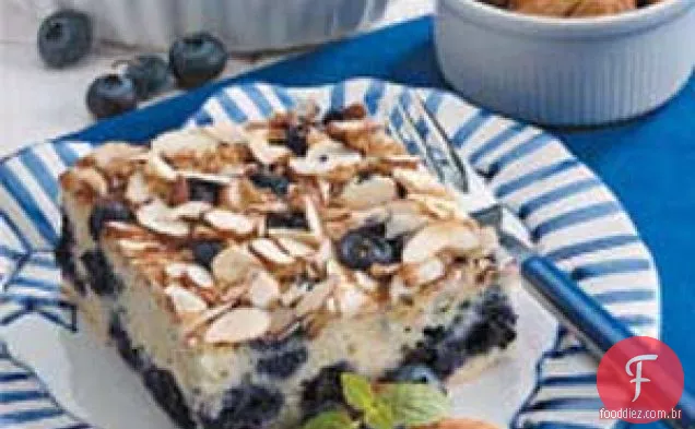 Bolo De Café De Amêndoa De Mirtilo