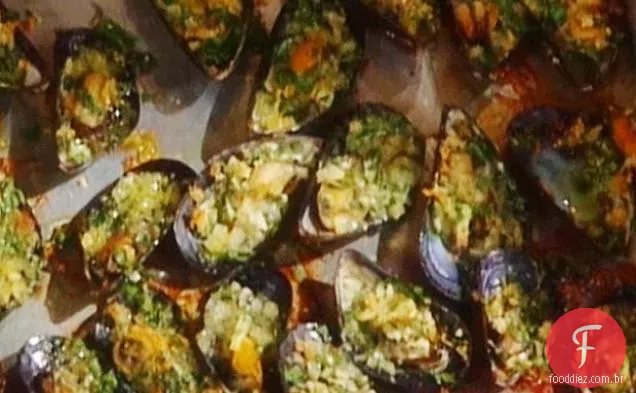 Mexilhões à milanesa assados: Cozze al Forno