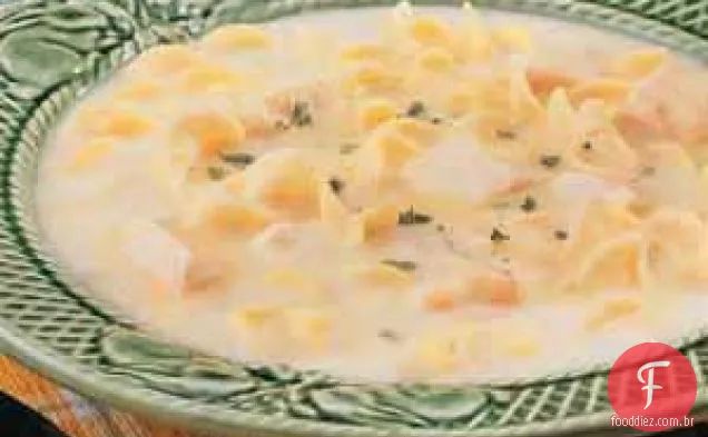 Sopa Reconfortante Do Macarronete Da Galinha