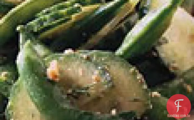 Salada De Ervilha E Pepino Com Açúcar
