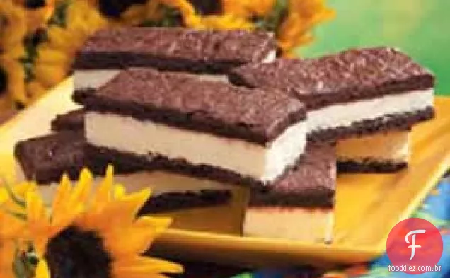 Sanduíches Congelados Do Brownie Da Mousse