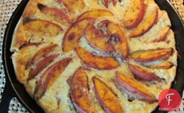 Panqueca assada com pêssegos