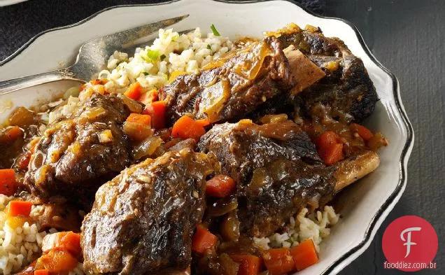 Costelas de gengibre com arroz verde