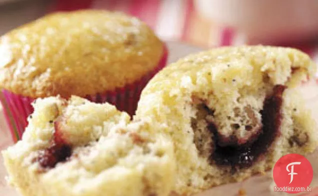 Muffins De Sementes De Papoula Recheados Com Framboesa