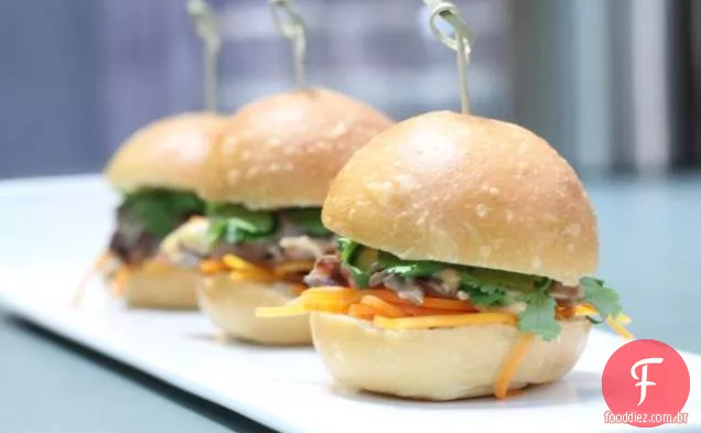 Sliders Confit Pato, Estilo Banh-Mi