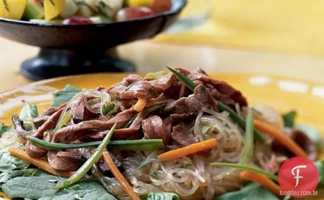 Asiática Carne-Macarrão Salada