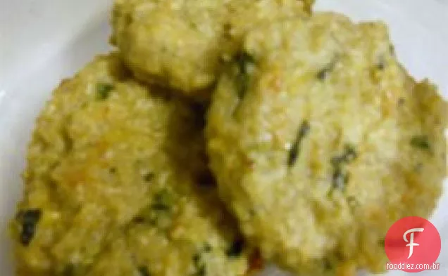 Mini Rissóis De Quinoa Cozidos