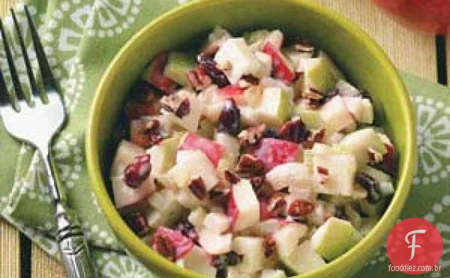 Salada de maçã com gengibre da mãe