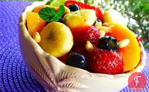 Salada De Frutas Com Limão E Mel