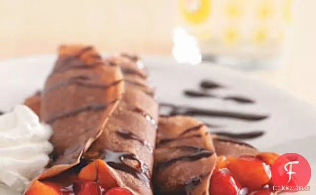 Crepes De Chocolate E Frutas