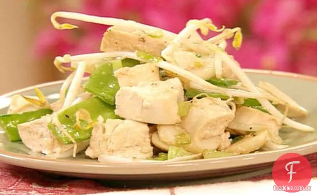 Salada De Frango Asiática