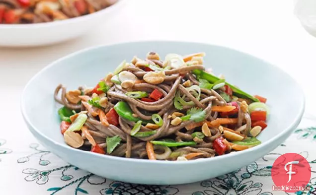Rápido Asiático Soba Macarrão