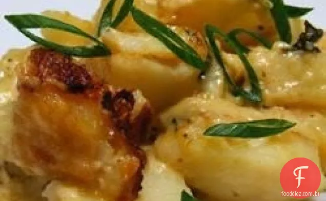 Espinafre, cebola caramelizada e batata Muenster Gratinada