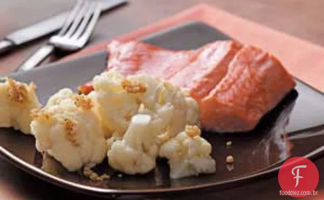 Couve-flor com cobertura de parmesão