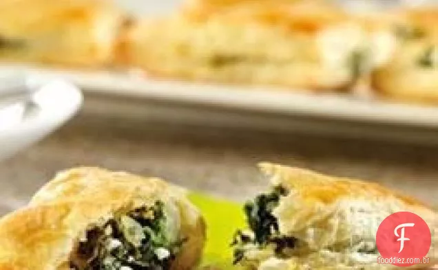 Mini-Calzonas de espinafre e queijo Feta