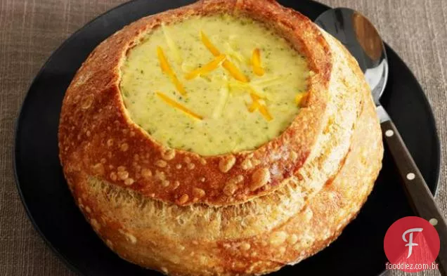 Sopa Quase Famosa De Brócolis E Cheddar