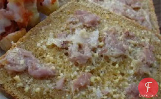 Prosciutto parmesão e Bruschetta de pinhões