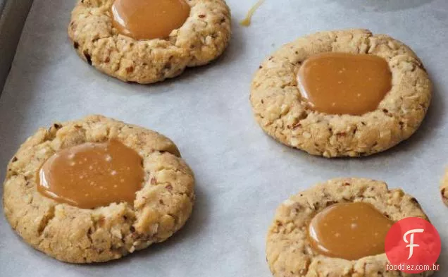 Impressões Digitais De Caramelo De Amêndoa