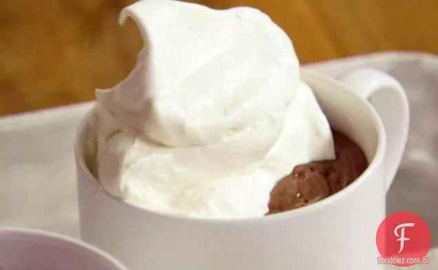 Pudim de Chocolate com amêndoas